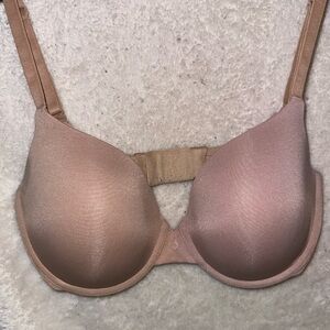 Gently used Victoria’s Secret size 34DD uplift semi Demi bra
